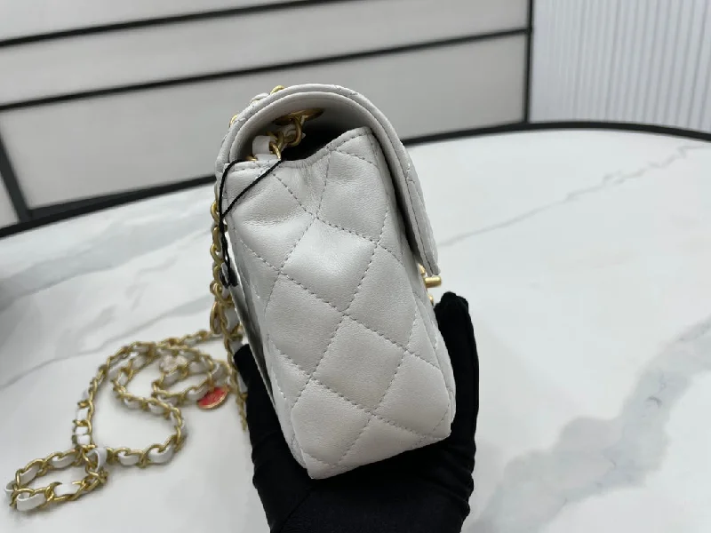 Chanel Designer Handbag with Unique DesignChanel - Luxury Bag - CHL - 461