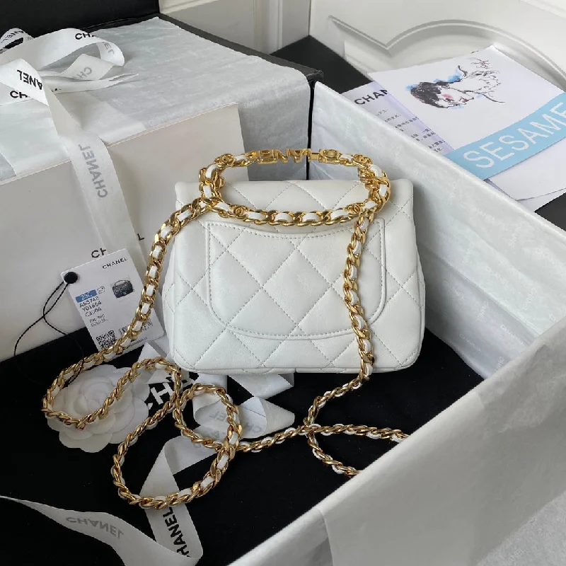 Chanel Handbag with Adjustable Strap for ComfortChanel - Luxury Bag - CHL - 378