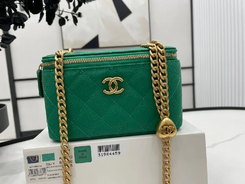 Chanel Chain Strap Handbag for Everyday UseChanel - Luxury Bag - CHL - 338