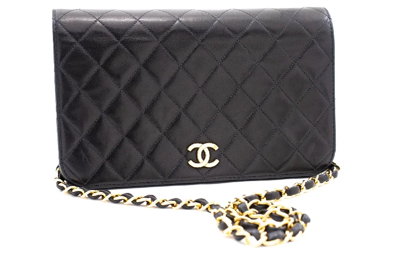 Chanel Chain Strap Handbag for Everyday UseCHANEL Full Flap Chain Shoulder Bag Clutch Black Quilted Lambskin k78