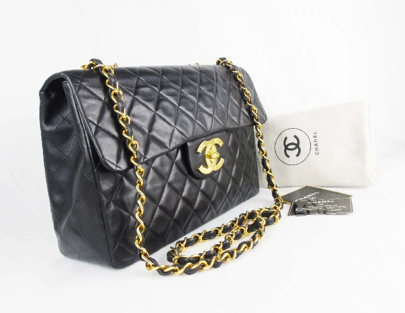 Chanel Quilted Leather Shoulder Bag for FashionistasCHANEL Classic  'Jumbo XL' (Maxi) 2.55 Flap bag Black Leather - vintage