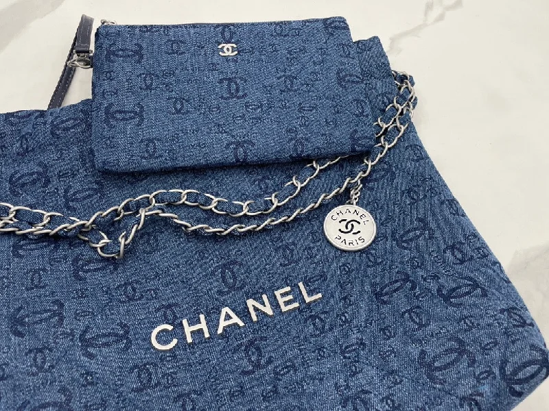 Chanel Chain Strap Handbag for Everyday UseChanel - Luxury Bag - CHL - 492