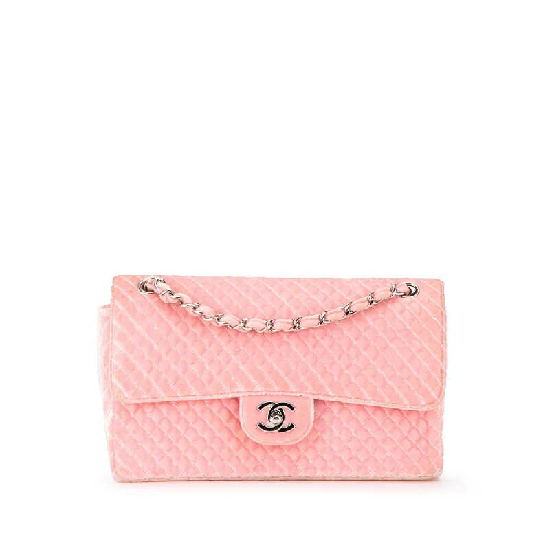 Chanel Vintage Inspired Handbag for Retro LoversPink Chanel Medium Micro Quilted Velvet CC Flap Shoulder Bag