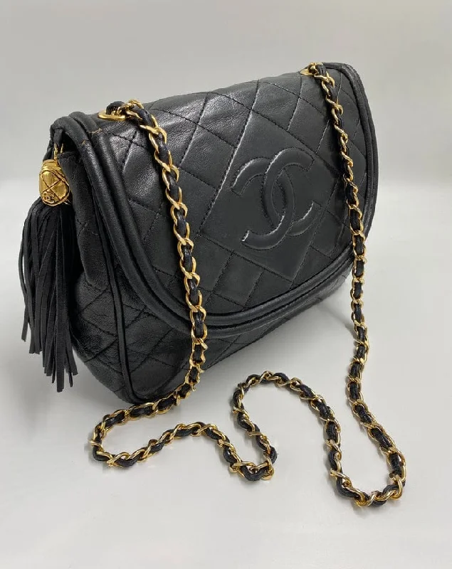 Chanel Luxury Handbag for High - End EventsChanel Vintage Crossbody Flap bag