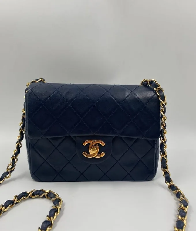 Chanel Medium Tote Bag for Office LadiesChanel Vintage Mini Flap Bag