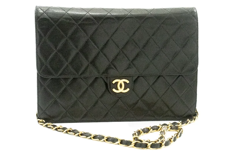 Chanel Quilted Leather Shoulder Bag for FashionistasCHANEL Chain Shoulder Bag Clutch Black Quilted Flap Lambskin Purse k58