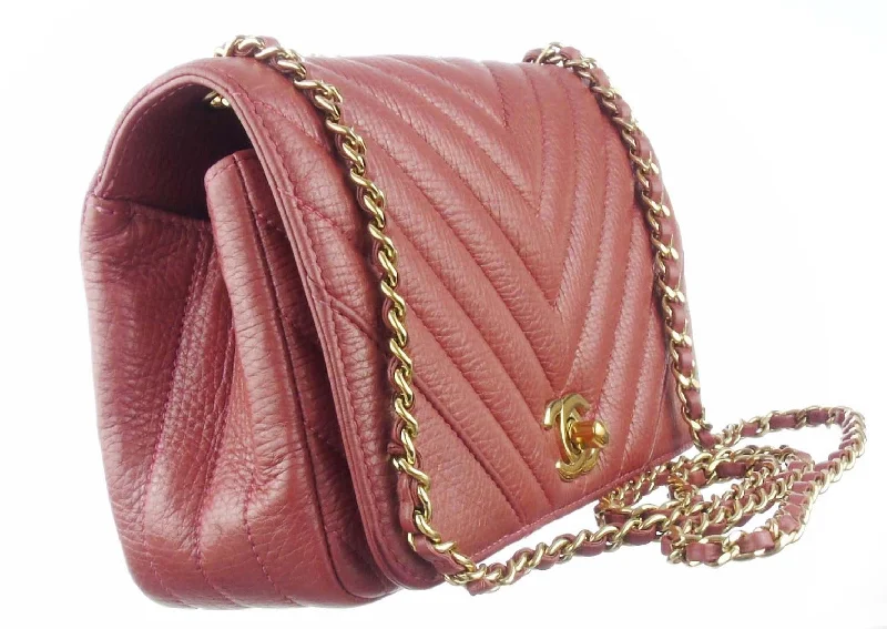 Chanel Classic Flap Bag for Evening PartyCHANEL dark blush pink chevron leather 2.55 mini rectangular flap bag 2017