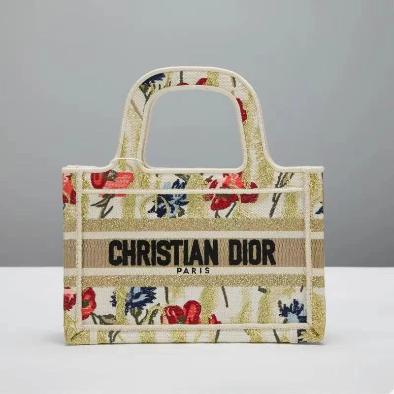 Contemporary Christian Dior handbags with a unique shapeEN - New Arrival Bags Christian Dior 271