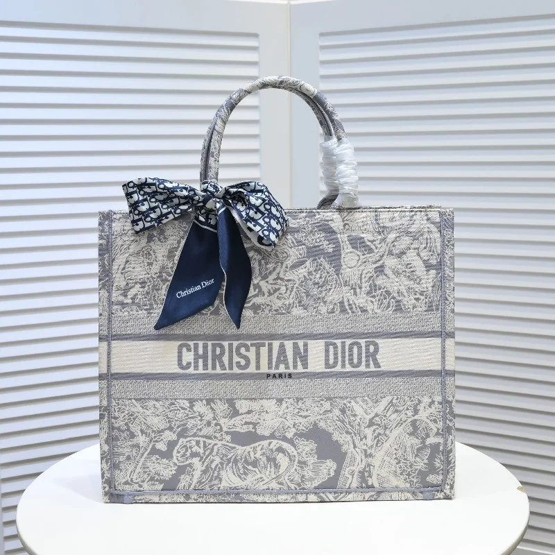 Christian Dior bags with a quilted pattern and gold - toned hardwareEN - New Arrival Bags Christian Dior 292