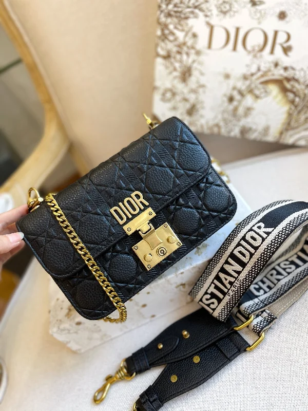 Christian Dior Saddle bags with a studded trim for a bold lookEN - New Lux Bags Christian Dior 347