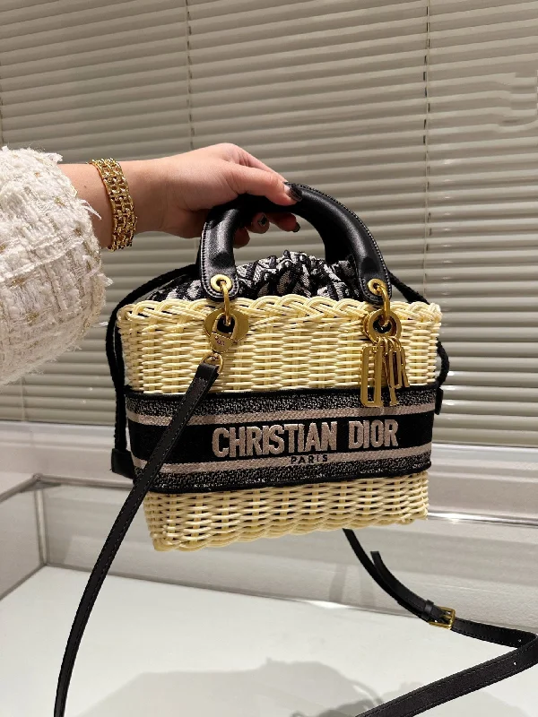 Christian Dior handbags with a back - pocket for quick storageEN - Luxury Bags Christian Dior 374