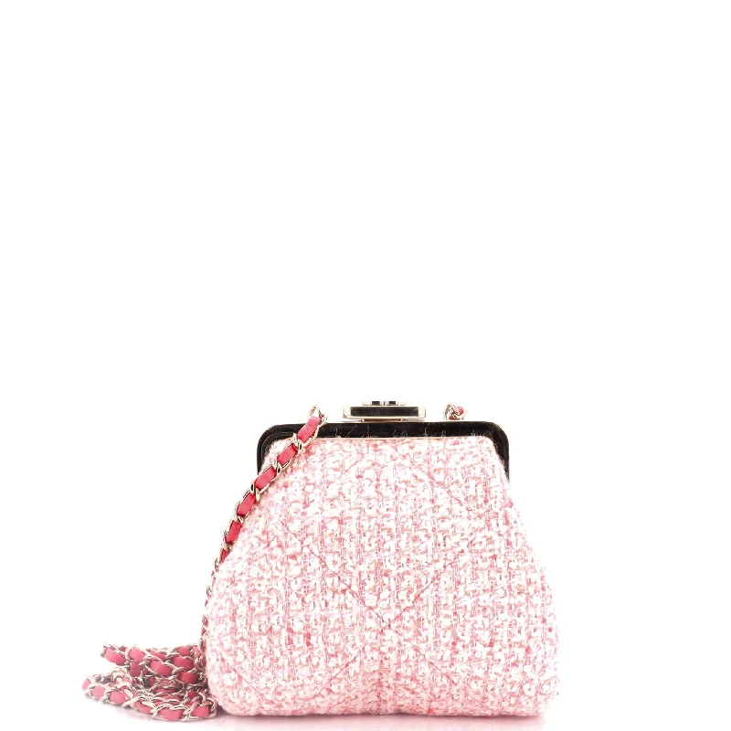 High - fashion Christian Dior bags with a geometric patternCC Kisslock Frame Clutch with Chain Quilted Tweed Mini