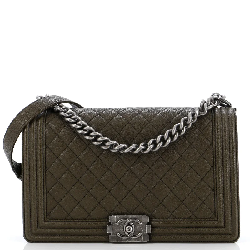 Christian Dior handbags with a removable shoulder strap for versatilitySo Black Boy Flap Bag Quilted Caviar New Medium