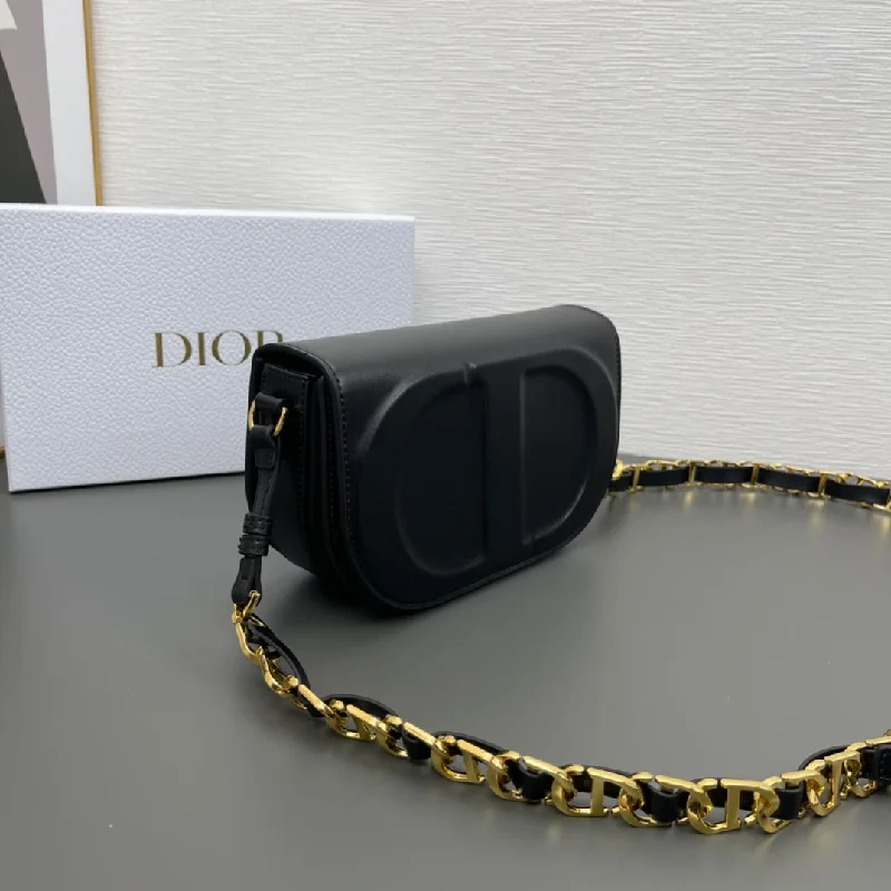 Christian Dior bags with a quilted pattern and gold - toned hardwareNew Lux Bags Christian Dior 386