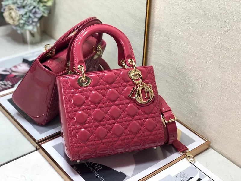 Christian Dior handbags with a detachable mirror for on - the - go touch - upsWF - Dior Bags - 502