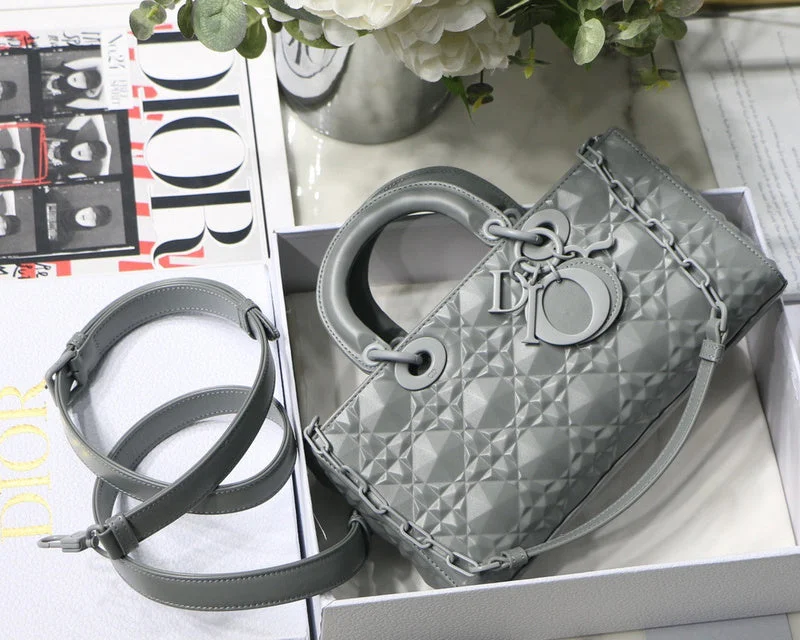 Christian Dior bags with a detachable coin purse insideWF - Dior Bags - 518